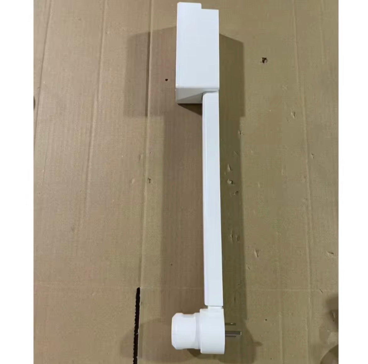 Adjustable Outlet Extender